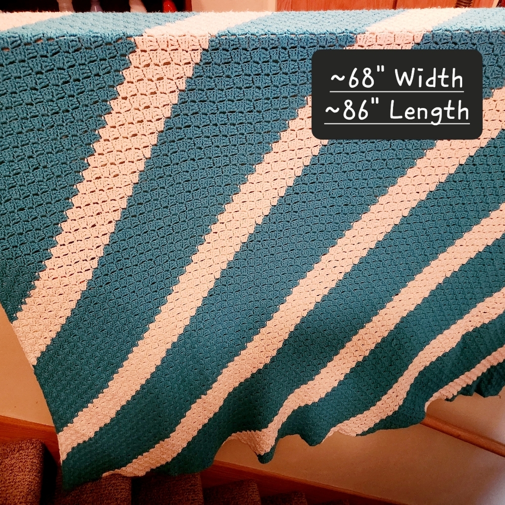 Vintage Handmade Crochet Twin 86x68 Afqghan Blanket
